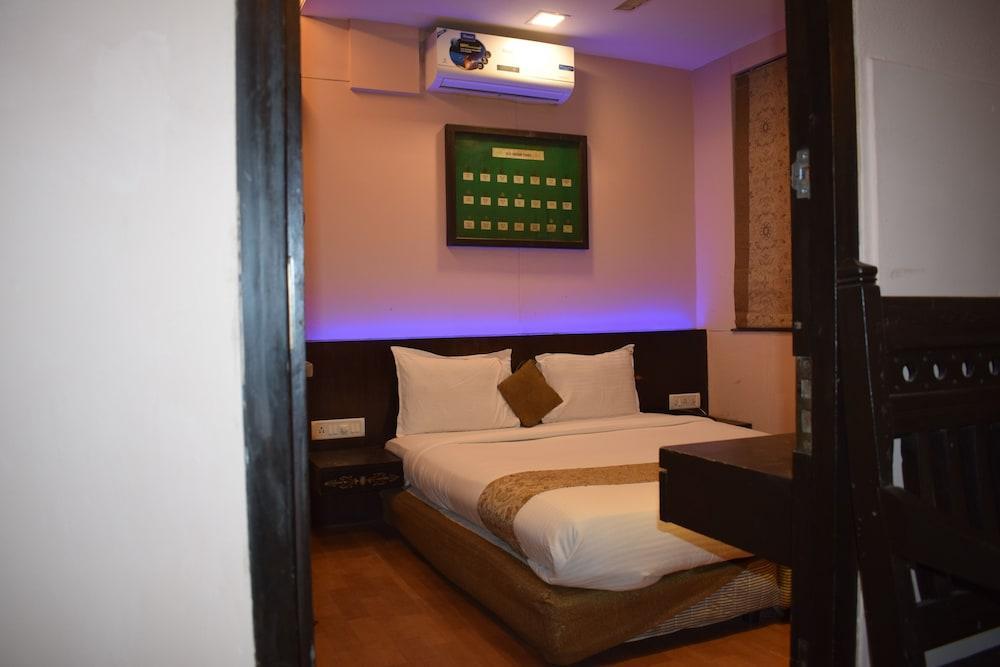 Jc Chalet Mumbai Dış mekan fotoğraf